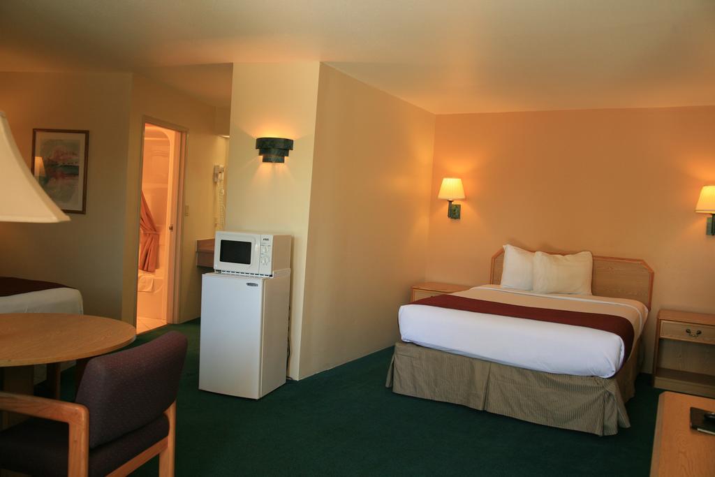 Black Canyon Motel Монтроз Экстерьер фото