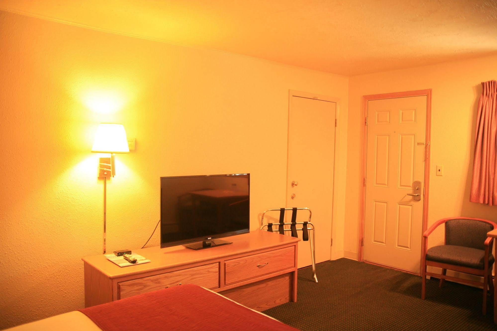 Black Canyon Motel Монтроз Экстерьер фото
