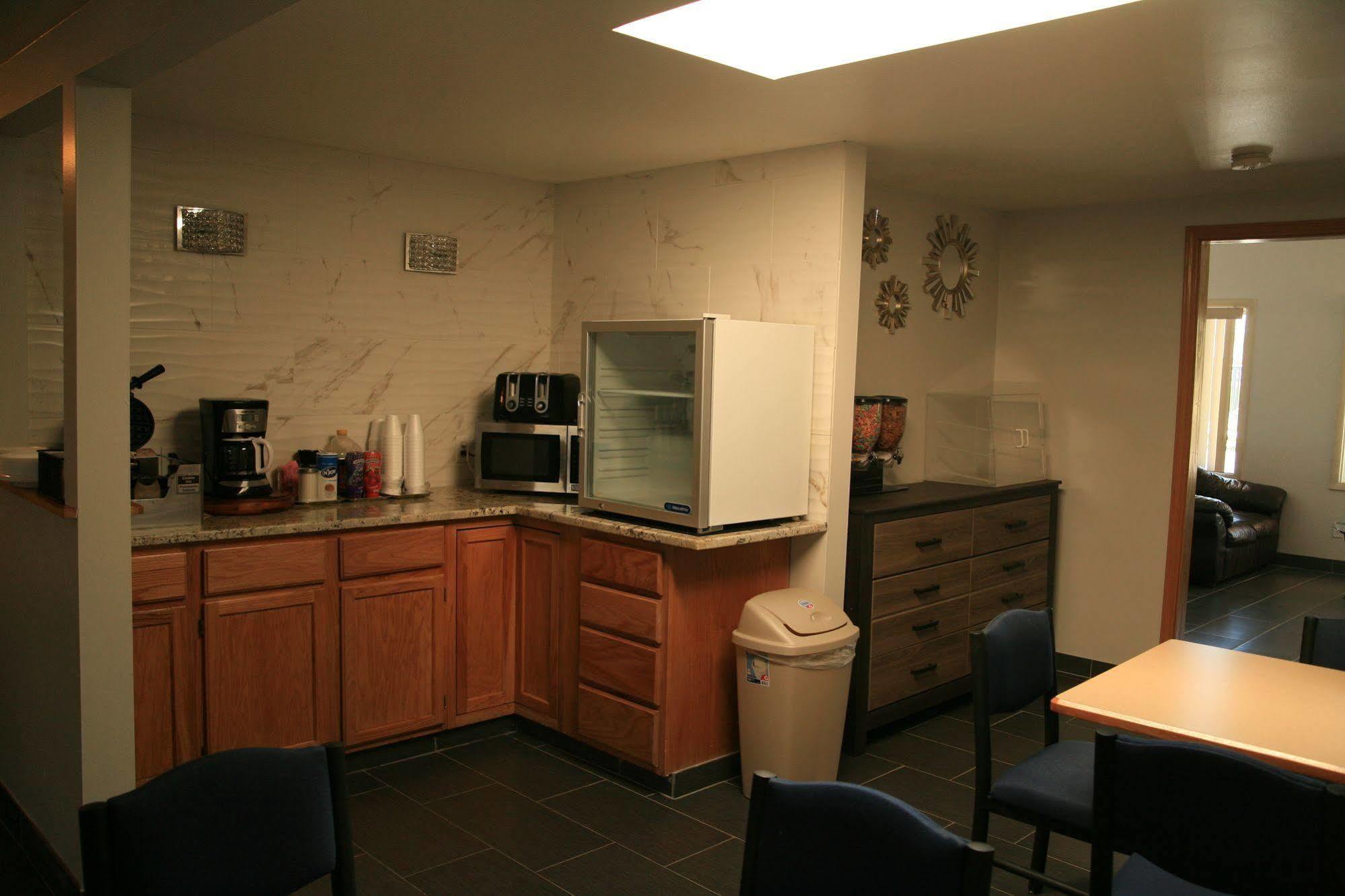 Black Canyon Motel Монтроз Экстерьер фото